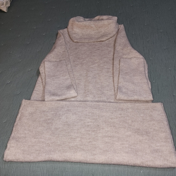 Loft Beige/Tan Sweater Dress Turtleneck Long Sleeve Women's Size X Small NWOT - Picture 4 of 6